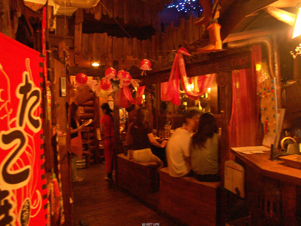 秘密基地 美里支部