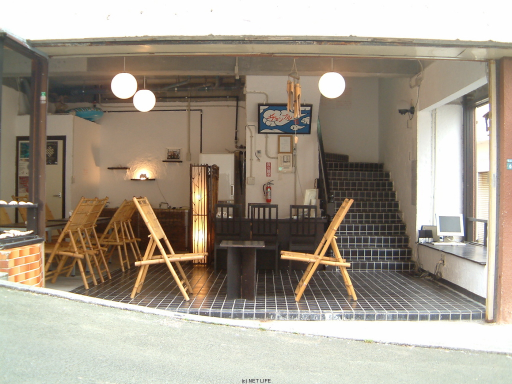 安宿 チャンプルー荘