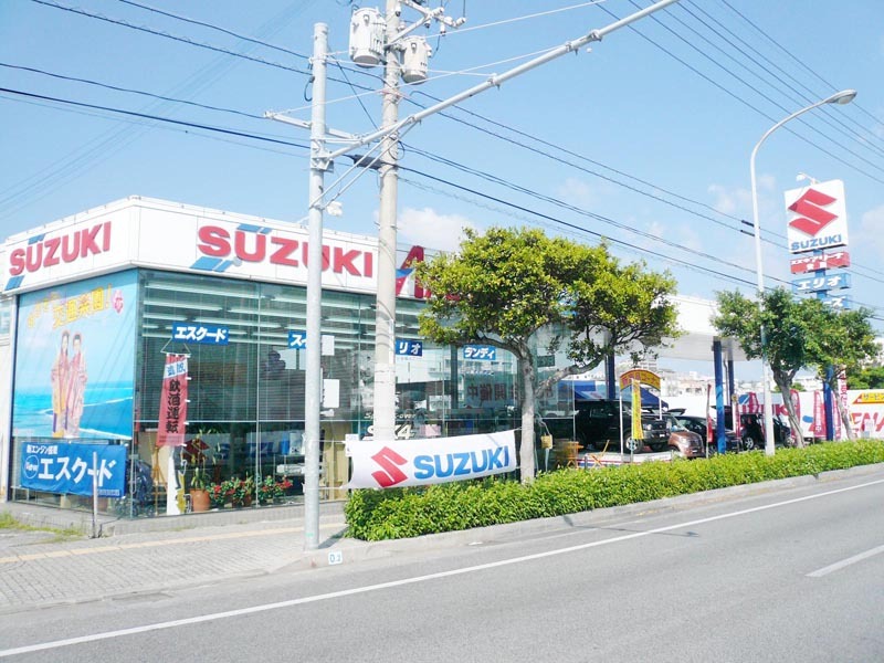 スズキ自販沖縄 スズキアリーナ安謝