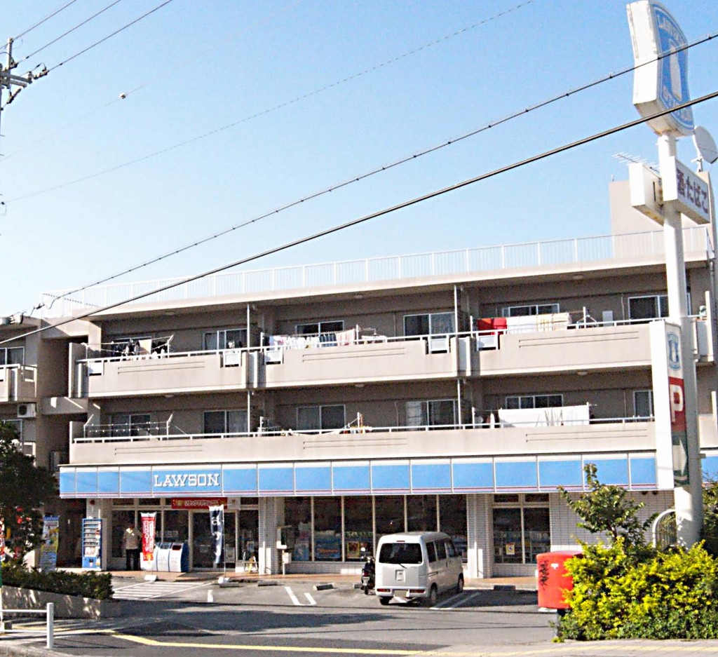 ローソン 那覇識名1丁目店