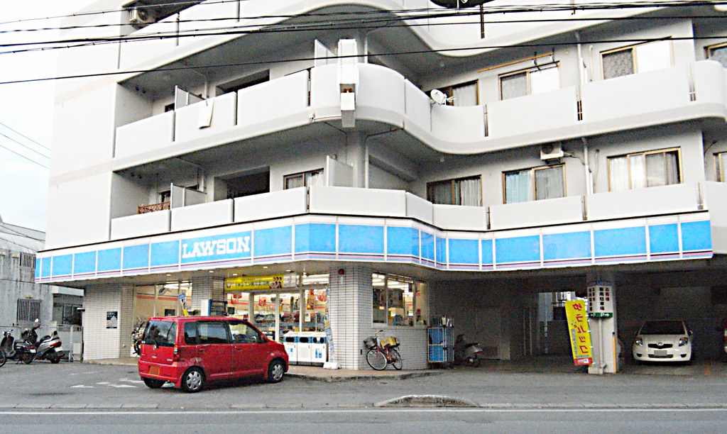 ローソン 那覇高良2丁目