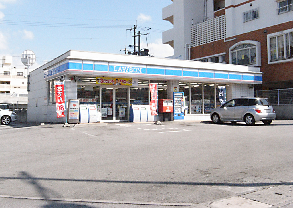 ローソン 那覇天久