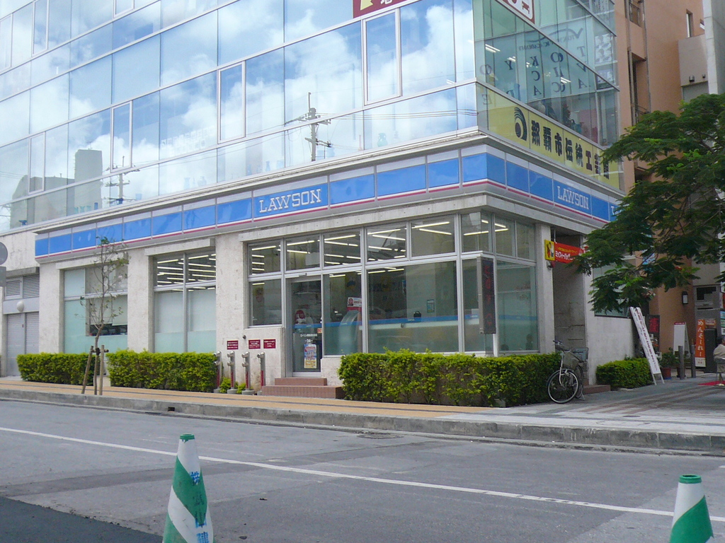 ローソン 国際通牧志店