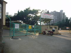 安謝小学校