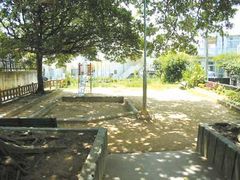 泉原児童公園